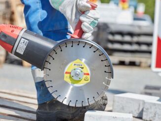 bardzo często do cięcia gotowych elementów betonowych wykorzystywana jest popularna tarcza diamentowa do betonu 230 mm.